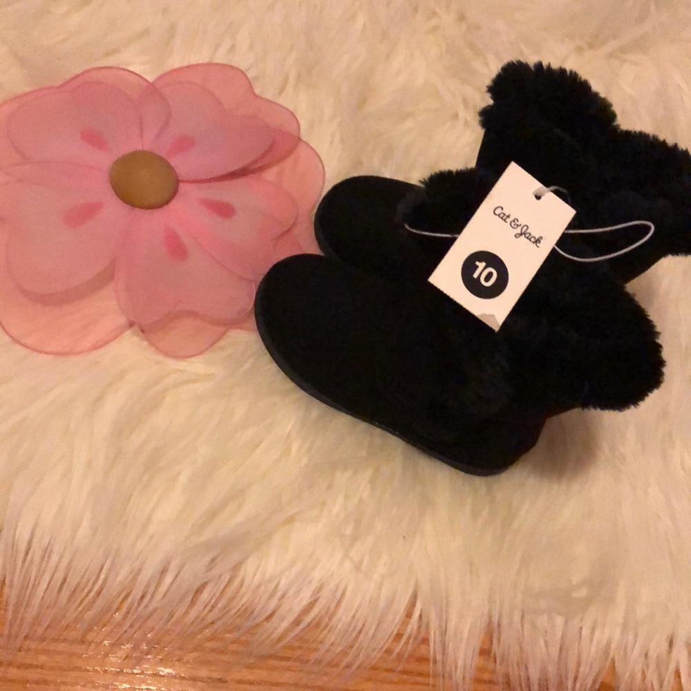 Girls boots